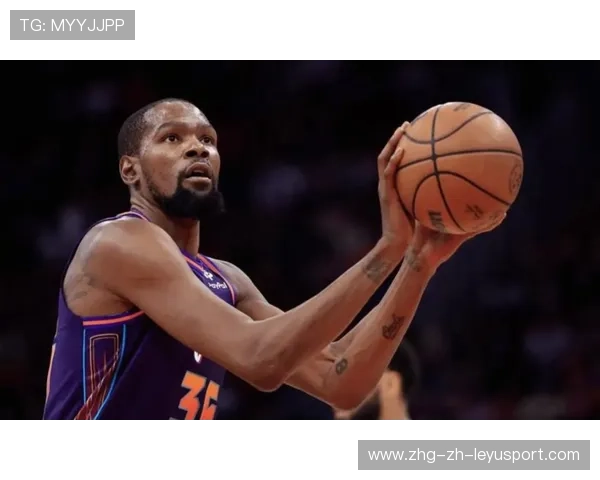 杜兰特表现低迷，火箭凭借深厚阵容继续取胜，火箭招募杜兰特